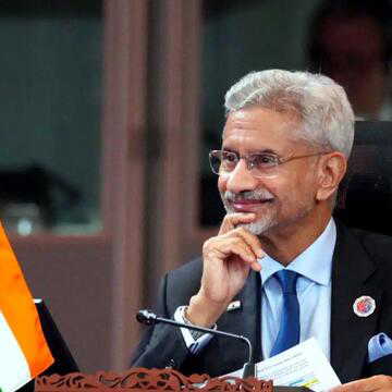 यूएई शिखर सम्मेलन में जयशंकर की कूटनीतिक सक्रियता, यूरोप, ब्रिटेन और मिस्र के नेताओं से मुलाकात