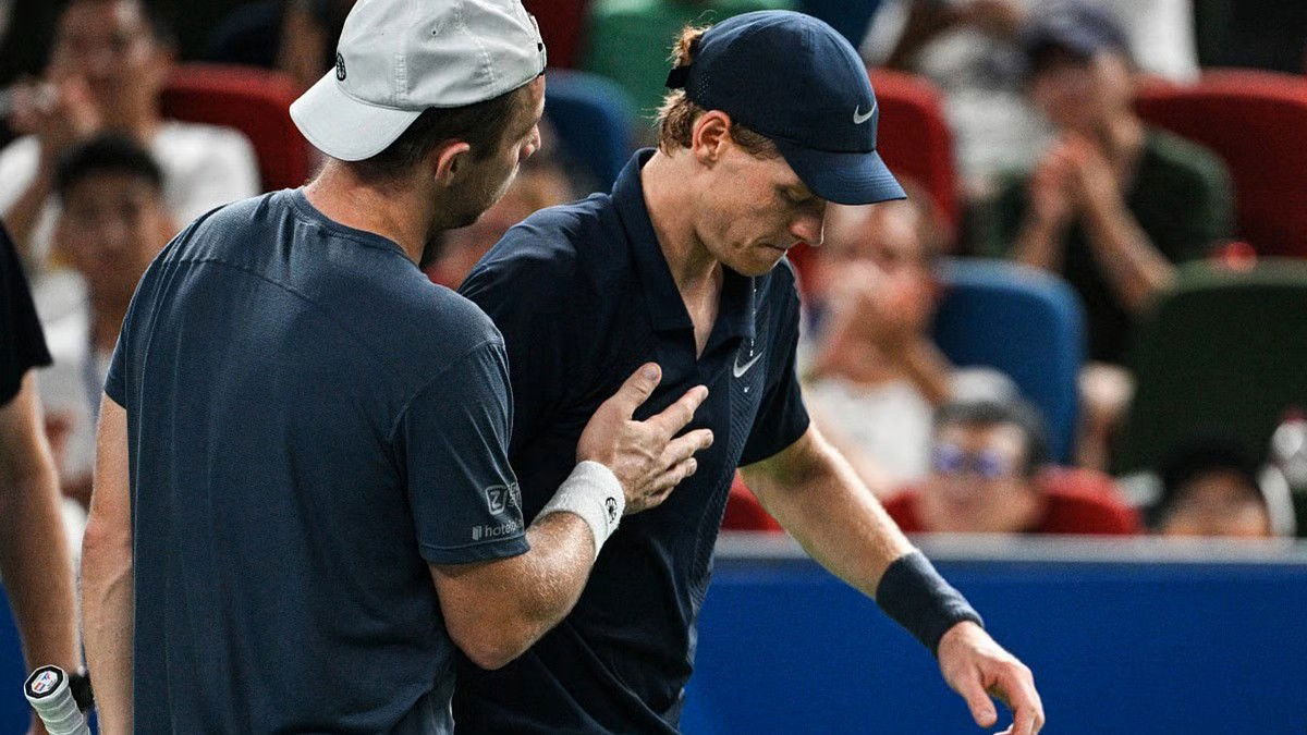 तेज गर्मी से चीन के टेनिस खिलाड़ी हुए बेहाल, कुछ खिलाड़ी खुद को टूर्नामेंट से कर लिया बाहर