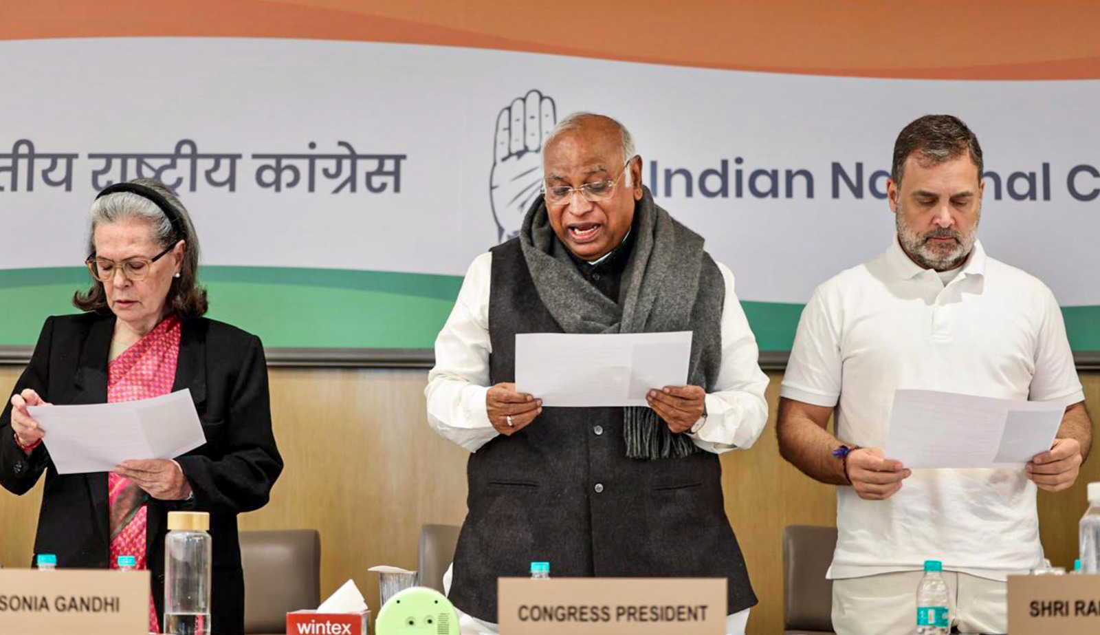 मल्लिकार्जुन खड़गे ने मोदी सरकार को दी चेतावनी- 5 जनवरी से कांग्रेस का मनरेगा बचाओ अभियान