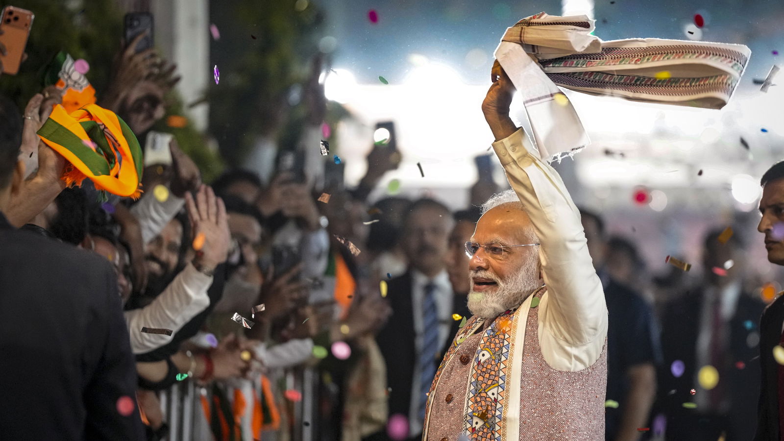 बिहार में एनडीए की जीत पर मोदी का संदेश: 'झूठ को हराया जाता है, जनता का विश्वास विजयी होता है'