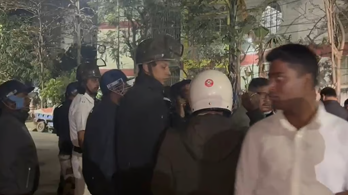 गोलपार्क में दो पक्षों के बीच चली गोलियां, इलाके में तनाव, पुलिस तैनात