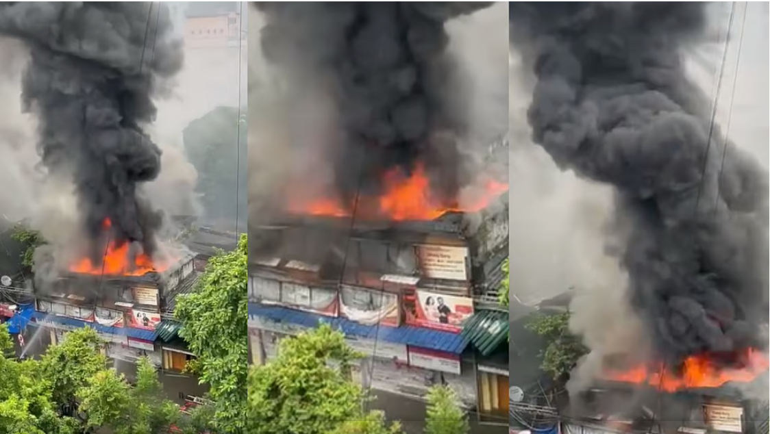 कोलकाता के मैंडेविला गार्डन्स के पास लगी आग, मेयर फिरहाद हकीम ने लिया जायजा