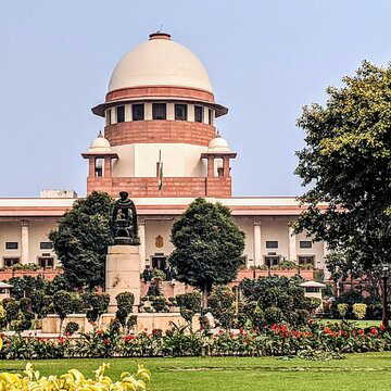 शुक्रवार को भोजशाला में सरस्वती पूजा और नमाज़ दोनों की अनुमति, सुप्रीम कोर्ट का निर्देश