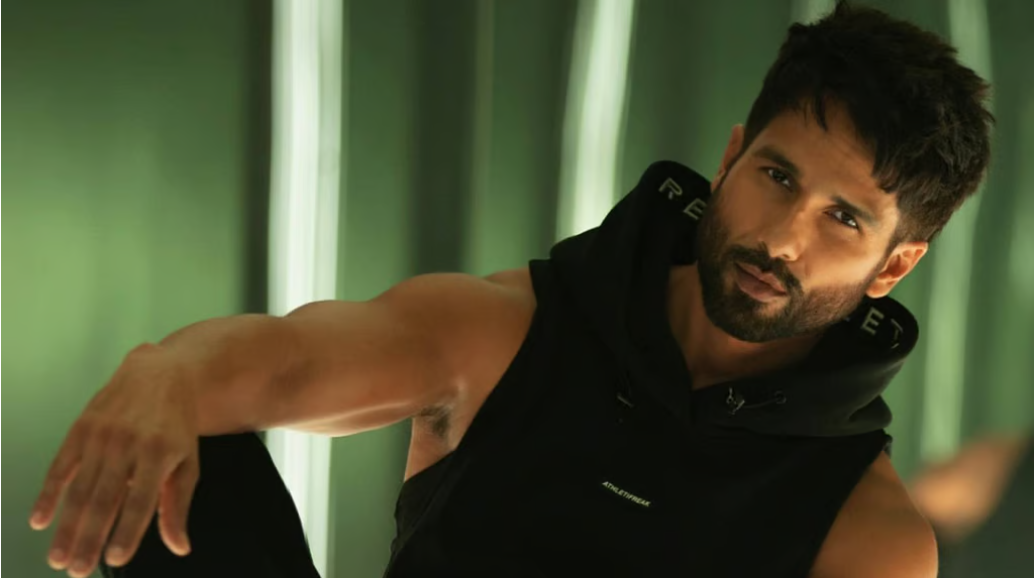 44 की उम्र में भी फिट और यंग दिखते हैं शाहिद कपूर, जानिए क्या है 'रोमियो' का फिटनेस रूटीन?