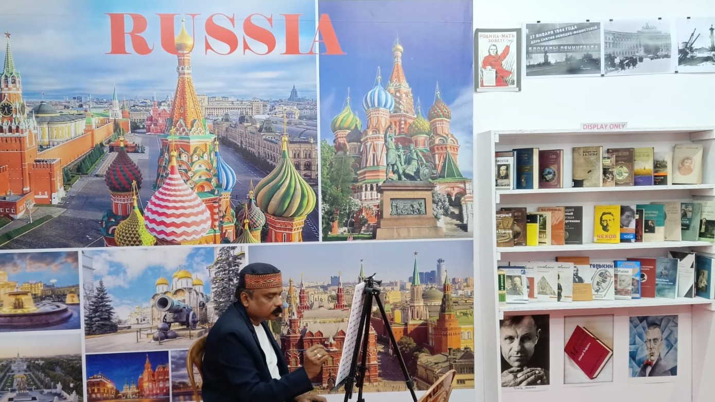 भारत-रूस सांस्कृतिक सेतु बने चित्रकार किंगशुक सरकार