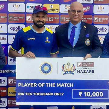 शमी-मुकेश-आकाश की धाक 63 रनों पर सिमटी जम्मू-कश्मीर, बंगाल की आसान जीत