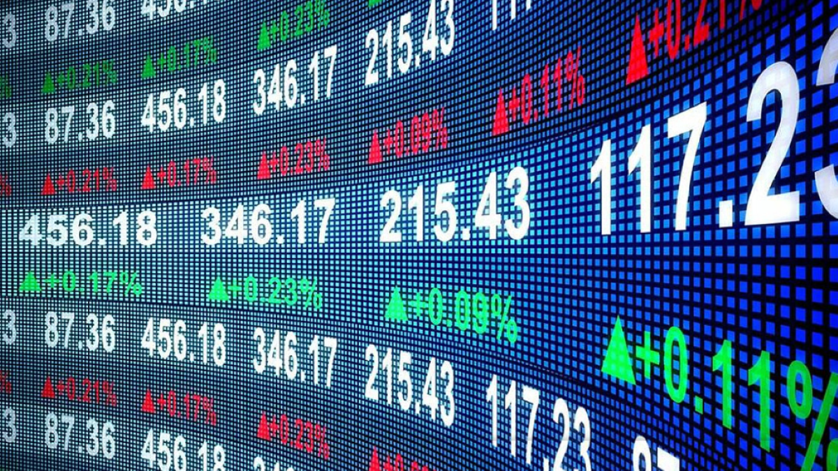 NSE में आज सबसे अधिक लेन-देन किन कंपनियों के शेयरों में हुआ?