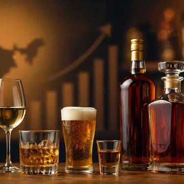 भारत में तेजी से बढ़ रहा शराब उद्योग, इन 6 स्टॉक्स में निवेश के मौके पर बढ़ी चर्चा
