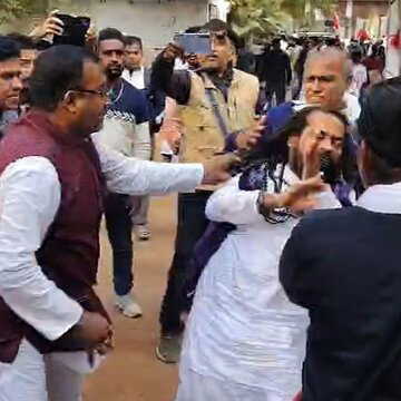 ठाकुरनगर में भारी बवाल, मतुआ भक्त की पिटाई, आरोप शांतनु खेमे पर
