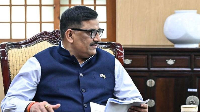 'अभी चुनाव भी नहीं हुए, महागठबंधन ने अपने बीच में मंत्रिमंडल बांटना शुरू कर दिया है, जैसे सरकार बन गई हो'