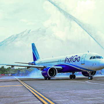 बम की धमकी के कारण कुवैत-हैदराबाद इंडिगो उड़ान की मुंबई में आपातकालीन लैंडिंग