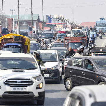 IPL के मैच वाले दिनों में कोलकाता में लागू रहेगी ट्रैफिक एडवाइजरी