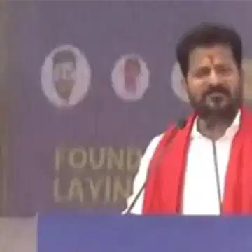 मुख्यमंत्री रिवंथ रेड्डी ने श्री मचिलेश्वरा और ओंकारेश्वरा स्वामी मंदिर के पुनर्निर्माण का शुभारंभ किया