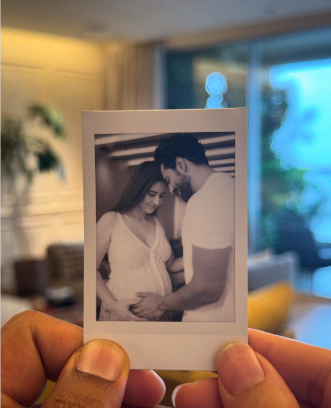 कैटरीना कैफ ने बेबी बंप के साथ तस्वीर शेयर कर दी गुड न्यूज