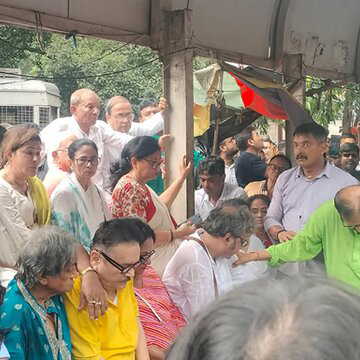 चुनाव के बाद ममता बनर्जी का पहला राजनीतिक कार्यक्रम हंगामे की भेंट चढ़ा, बीच में ही रोकना पड़ा भाषण