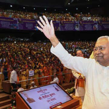 राज्यसभा जाने के बाद नीतीश कुमार के इस्तीफे की उलटी गिनती शुरू, बिहार में सियासी हलचल तेज