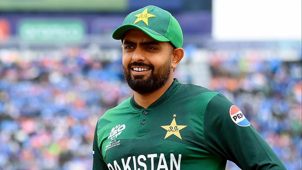 टी-20 क्रिकेट में नया 'स्ट्राइक', विराट-रोहित का रिकॉर्ड तोड़कर शीर्ष पर बाबर