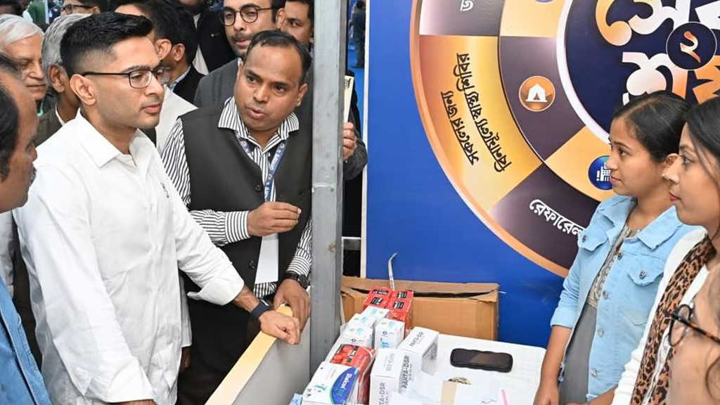 ‘SIR पर चर्चा करने पर ड्रामा ?’, अभिषेक का प्रधानमंत्री से सवाल