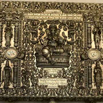 राजस्थानः 25 लाख का शादी कार्ड: 3 किलो चांदी में विराजे 65 देवता, जयपुर के पिता ने लाडली की शादी के लिए तैयार किया 'अजूबा'