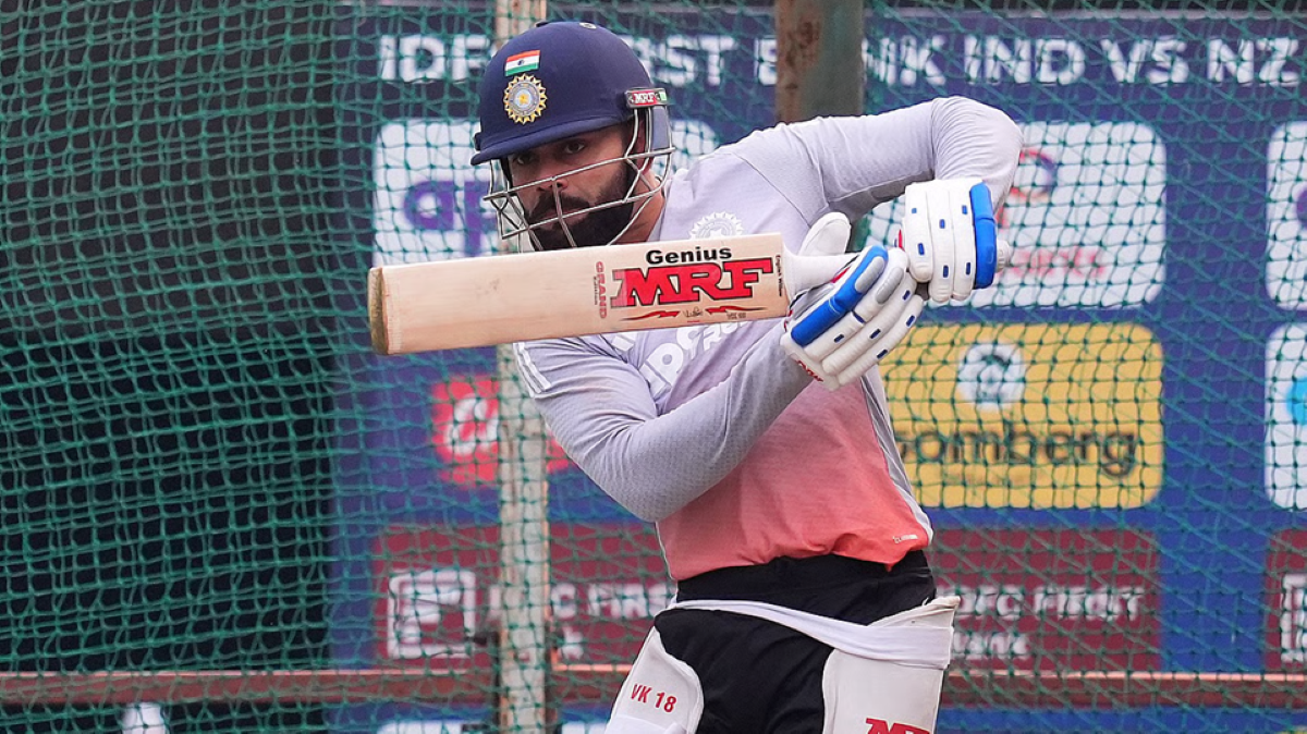 बल्लेबाजी करने से पहले क्या करते हैं विराट? राज हुआ उजागर