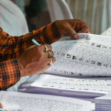 क्या करें अगर अंतिम मतदाता सूची में न हो नाम? चुनाव आयोग ने बताया - कैसे कर सकेंगे मतदान!