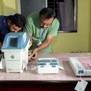 कई मतदान केंद्रों पर पुनर्मतदान की घोषणा, कब? कहां-कहां?