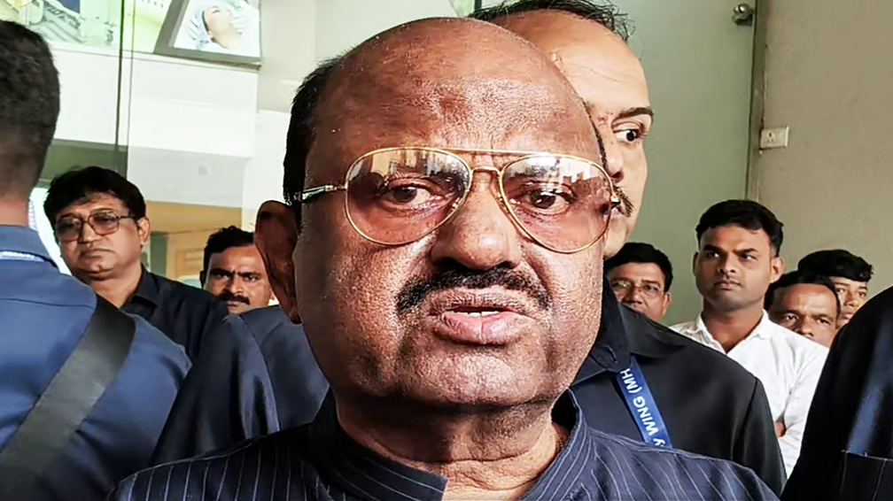 राज्यपाल सीवी आनंद बोस दुर्गापुर रवाना