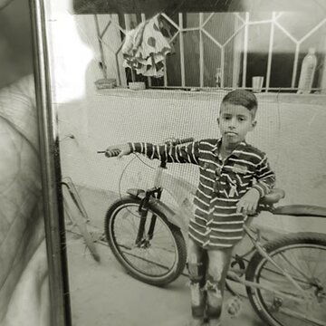 मां के हाथ से बना पीठा खाकर निकला था खेलने, पड़ोसी के ताला बंद घर से बरामद हुआ शव