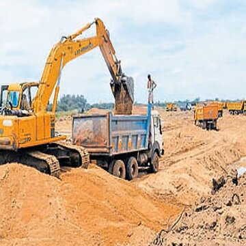 राज्य के 8 स्थानों पर ED का छापा