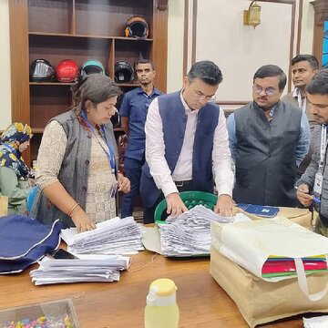 SIR की गिनती का फेज़ खत्म हो गया है, ड्राफ्ट वोटर लिस्ट से कितने नाम हटेंगे?