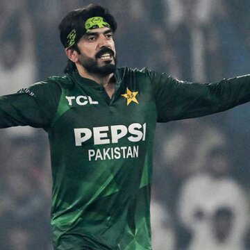 भारत डर गया है, स्पिनर तारिक की हुंकार