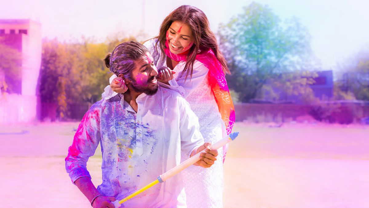 शादी के बाद पहली होली ? भूलकर भी यह काम न करें, लक्ष्मी जी हो जाएंगी नाराज