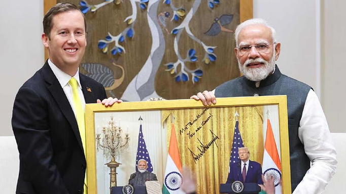 व्यापार विवाद के बीच कूटनीति की परीक्षा : ट्रंप के शुल्क दबाव के बीच नए राजदूत का दोस्ताना संदेश