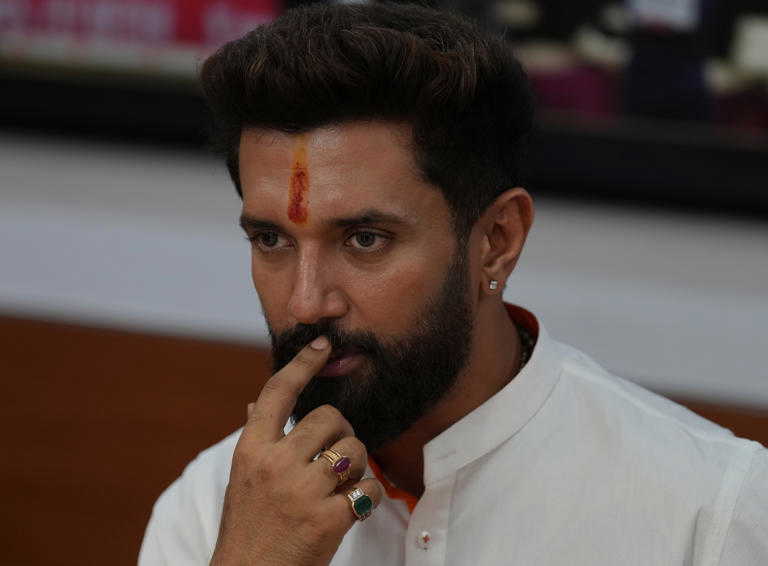 सरकारी योजनाओं को लेकर डर फैलाकर लोगों को गुमराह कर रही है कांग्रेस: चिराग पासवान