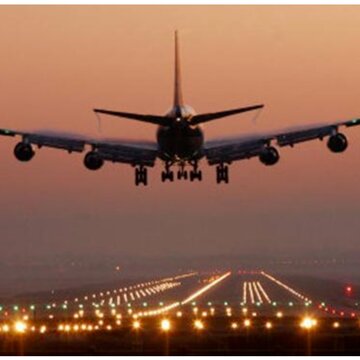 विमान के शौचालय में धूम्रपान करने वाला यात्री मुंबई हवाई अड्डे पर गिरफ्तार