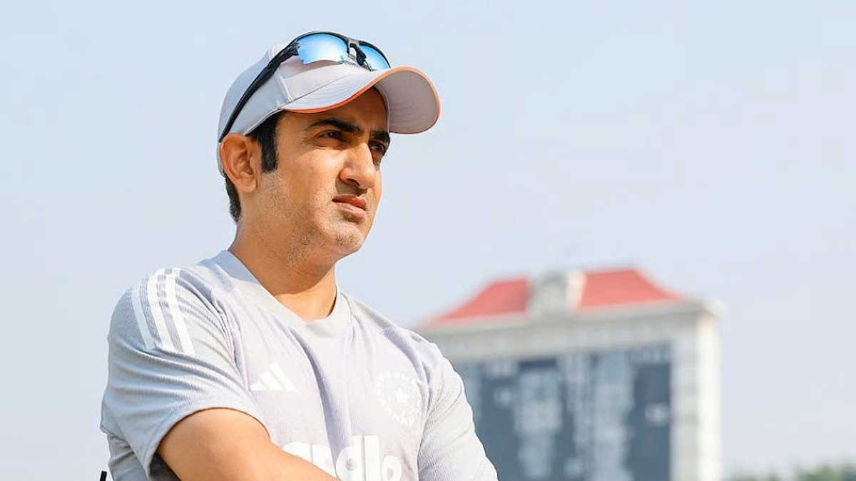 घरेलू मैदान पर टेस्ट की तस्वीर नहीं बदली, समर्थकों ने की गंभीर को हटाने की मांग