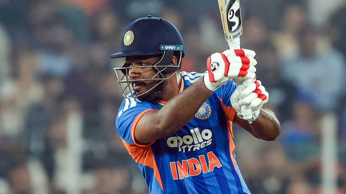 संजू सैमसन से नाराज दिखे सुनील गावस्कर, आउट होने के अंदाज पर दिया ये बयान