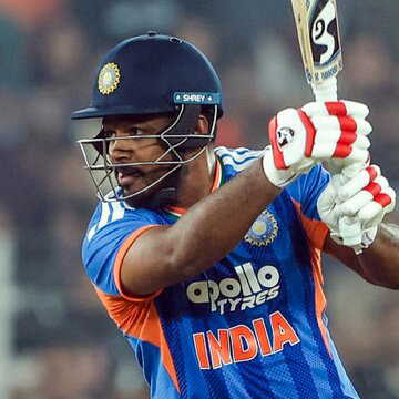 संजू सैमसन से नाराज दिखे सुनील गावस्कर, आउट होने के अंदाज पर दिया ये बयान