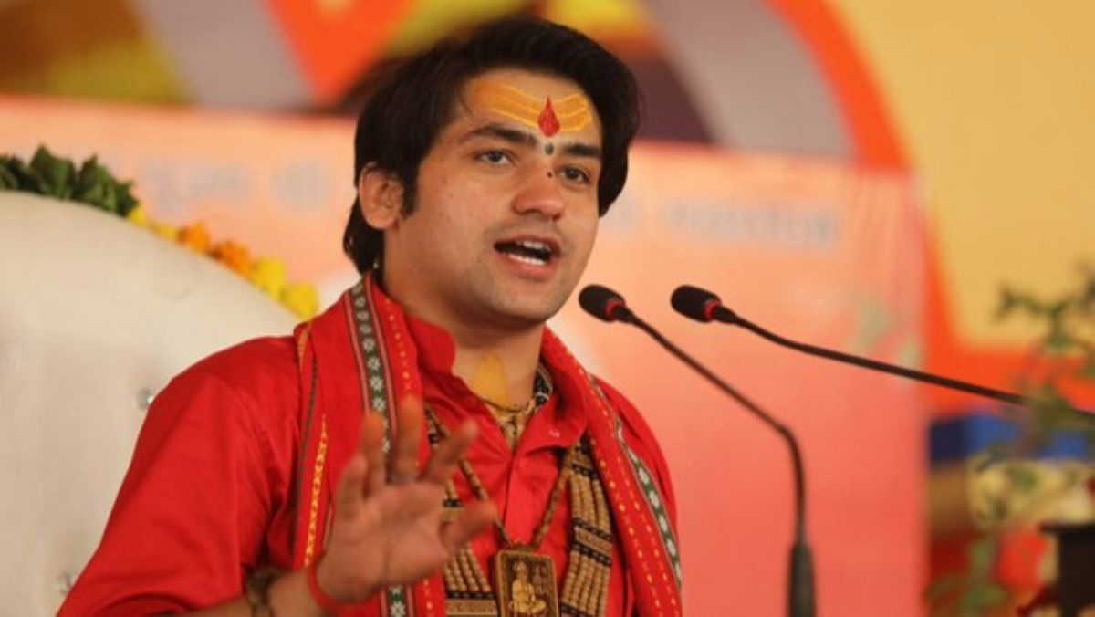 ट्रंप, मस्क और एप्सटीन फाइल्स, अब इनका नाम लेकर क्या प्रवचन दे रहे धीरेंद्र शास्त्री; भक्त बजा रहे तालियां