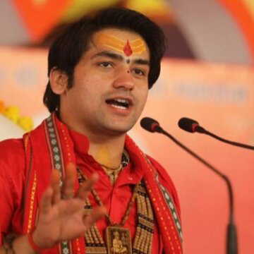 ट्रंप, मस्क और एप्सटीन फाइल्स, अब इनका नाम लेकर क्या प्रवचन दे रहे धीरेंद्र शास्त्री; भक्त बजा रहे तालियां