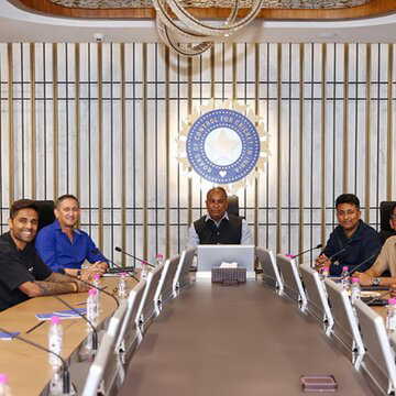 टी20 विश्व कप के लिए भारतीय टीम का ऐलान , शुभमन गिल टीम से बाहर, ईशान और रिंकू को मौका