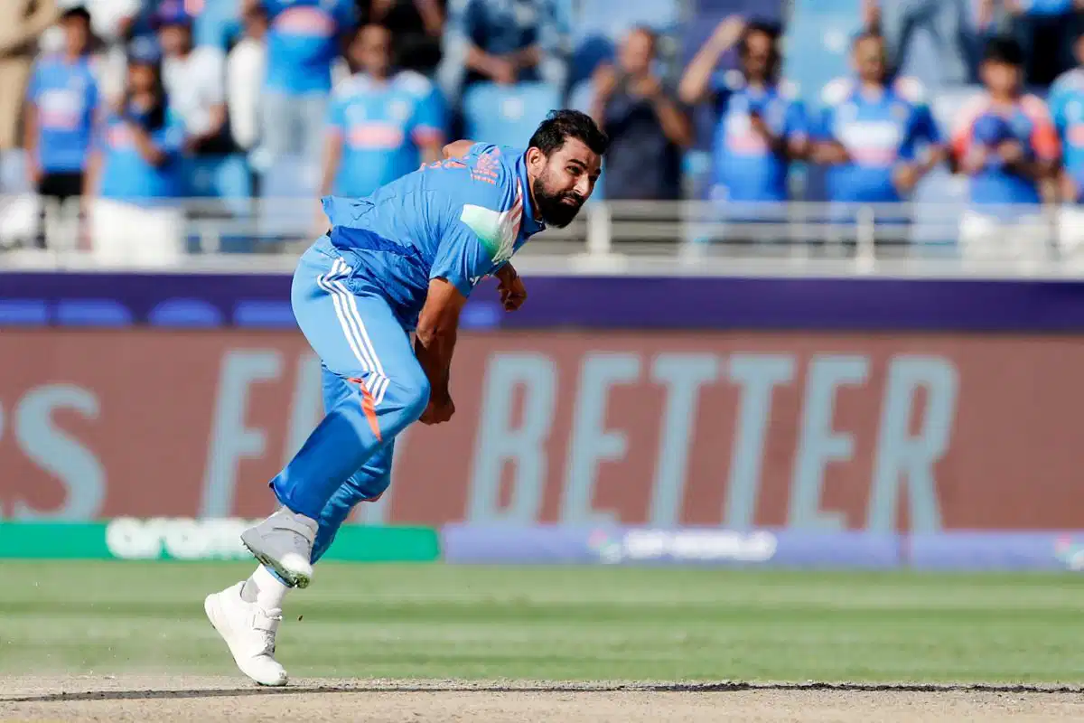 भारतीय तेज़ गेंदबाज मोहम्मद शमी SIR सुनवाई के लिए कोलकाता पहुंचे