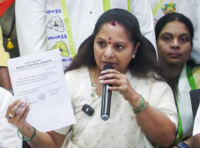 कविता का नया राजनीतिक कदम: तेलंगाना में अपनी पार्टी लॉन्च करने की तैयारी