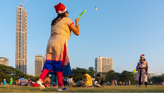 ठंड ने तोड़ा क्रिसमस का रिकॉर्ड, 12 डिग्री सेल्सियस पर पहुंचा कोलकाता का तापमान