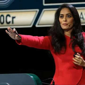 कौन हैं मल्लिका सागर, जिनके हाथों में रही आईपीएल ऑक्शन करवाने की जिम्मेदारी