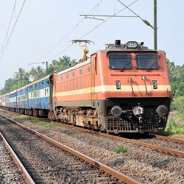 कालीपूजा-दीपावली में विशेष ट्रेन, कौन ट्रेन किस समय छूटेगी ?