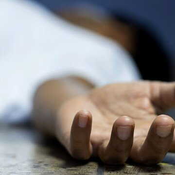 कार और ऊंट की भीषण भिड़ंत, 1 की मौत, बिजनेसमैन समेत 4 घायल