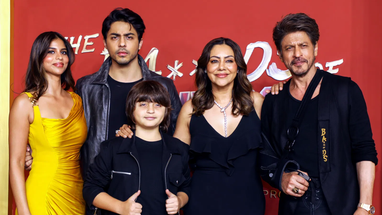 इस साल दिवाली पर पार्टी नहीं दे रहे हैं शाहरूख खान, अचानक क्यों लिया यह फैसला?