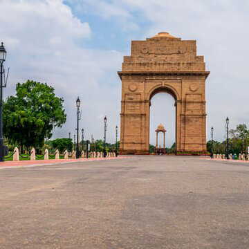 मार्च की शुरुआत में ही गर्मी का प्रकोप, दिल्ली में टूटा 50 साल का रिकॉर्ड, हीटवेव की चेतावनी