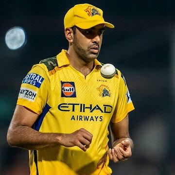 अश्विन का विकल्प खोजने में परेशान, आईपीएल-2026 से पहले दबाव में CSK